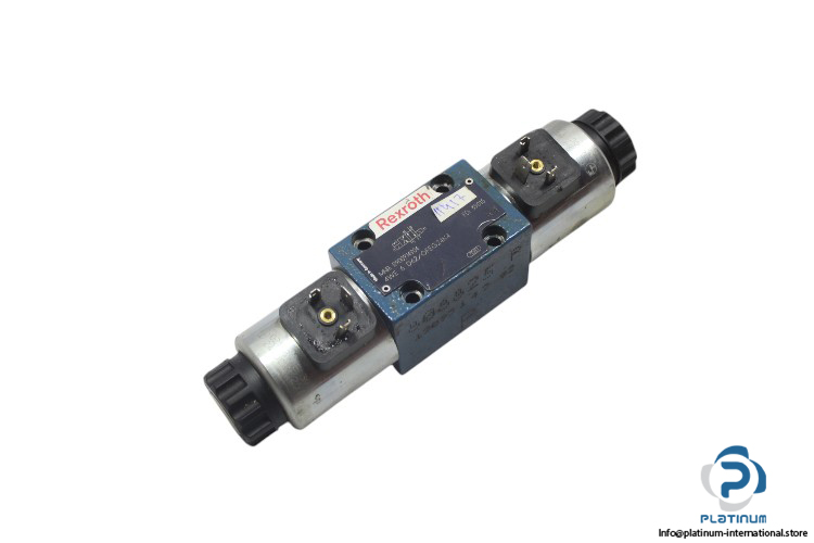 rexroth-R900914904-directional-control-valve-(used)