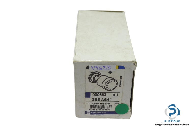 schneider-ZB5-AS44-emergency-switching-off-pushbutton-new-1