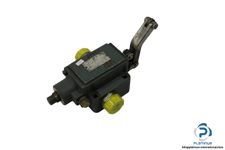 rexroth-R900462853-flow-control-valve-(Used)