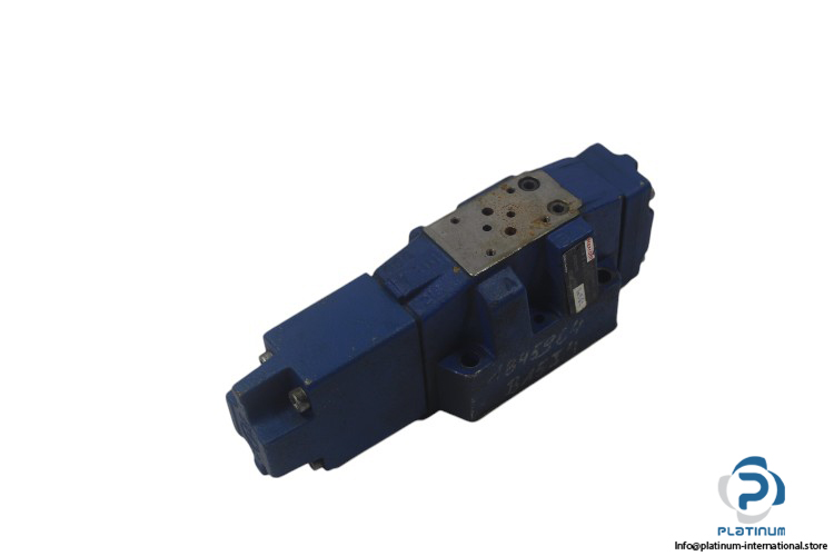rexroth-R900964591-proportional-directional-valve-(Used)