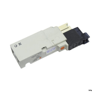 smc-VQZ225Y-5MO-single-solenoid-valve-(Used)