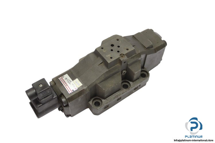 atos-DFHI-3611_AEFI_NC-52-pilot-operated-directional-valve-(used)