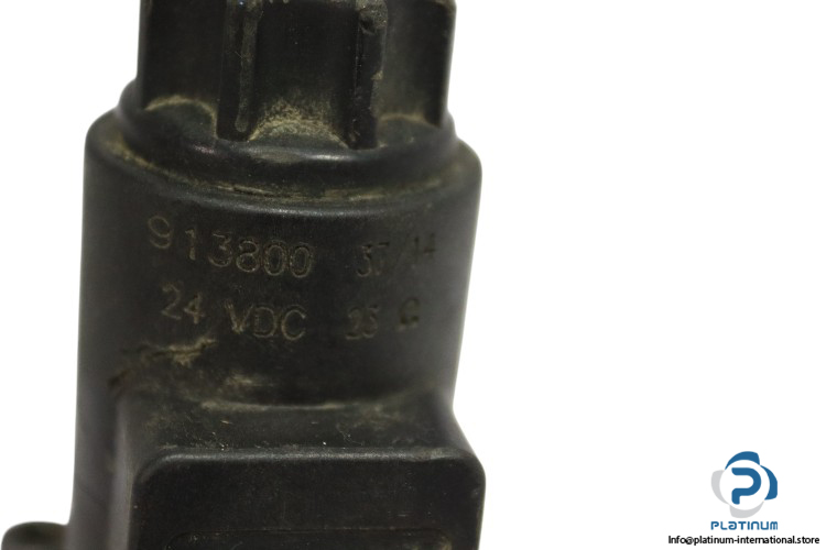 hydac-SA32-E27-T200-safety-and-shut-off-block-(used)-2