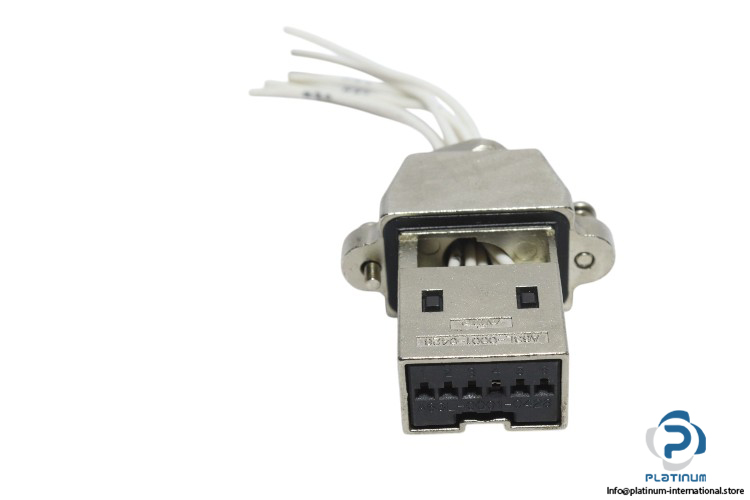 amp-A63L-0001-0428-connector-new-1