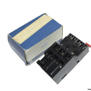 telemecanique-LR-D09-302-overload-relay-used