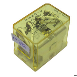 Idec RH4B-UAC24V Relay