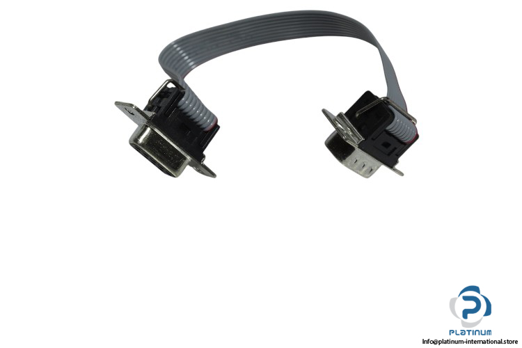 BELDEN-T-28-AWG-CS-cable-with-connector-new-3