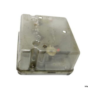 J.c.eckardt 6 411 131 Pneumatic Controller