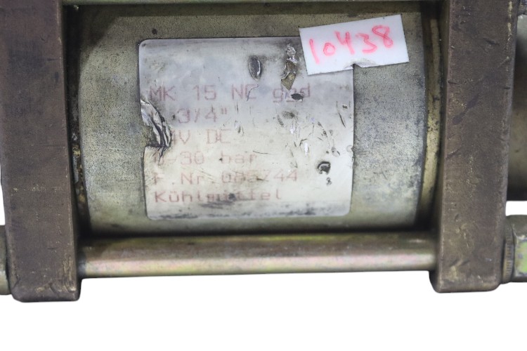 coax-MK-15-NC-99D-coaxial-valve-(used)-1