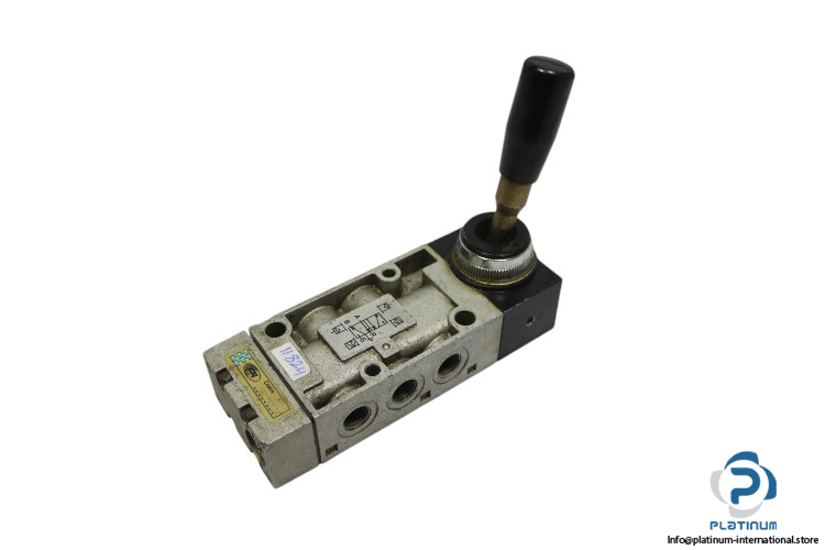 pi-42523C-pneumatic-manual-valve-(used)