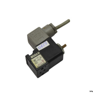 Bosch 0 820 019 501 Single Solenoid Valve