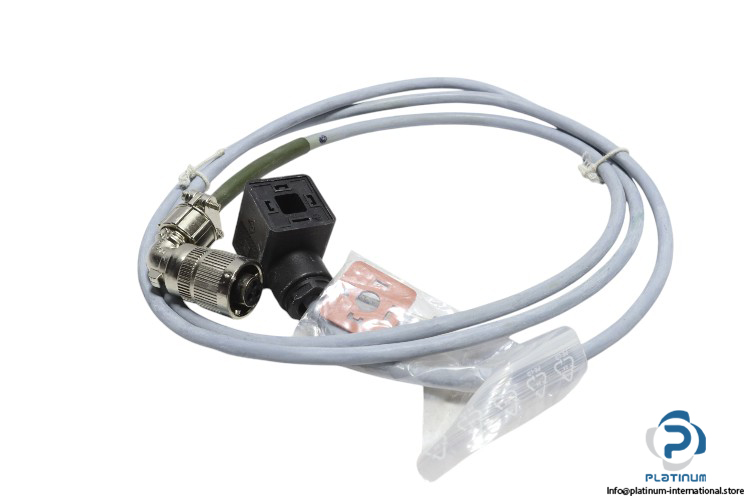 12322398-cable-new