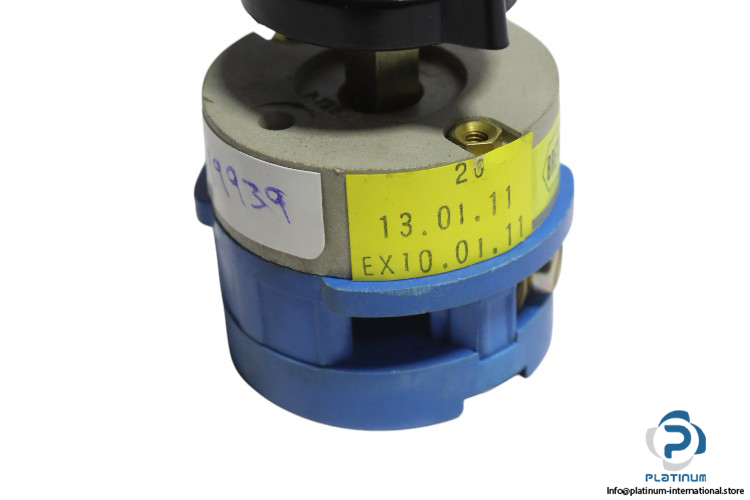 breter-VDE-0660-on_off-switch-used-3