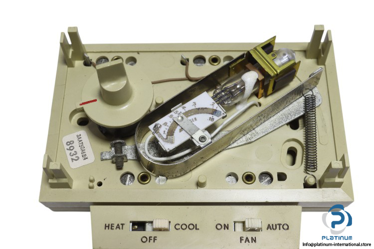 general-electric-3AAT50A6B4-thermostat-used-2