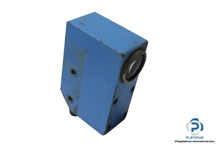 sick-LUT3-820S09-luminescence-sensor(used)