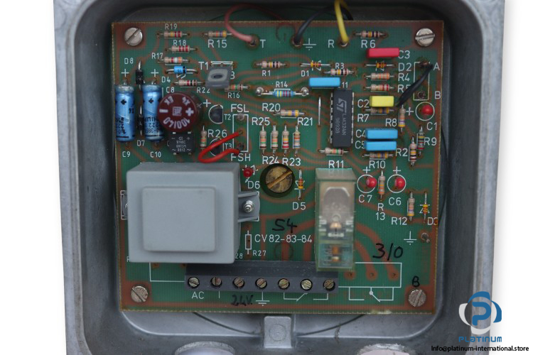 terry-ferraris-NCV-92-electronic-level-switch(used)-2