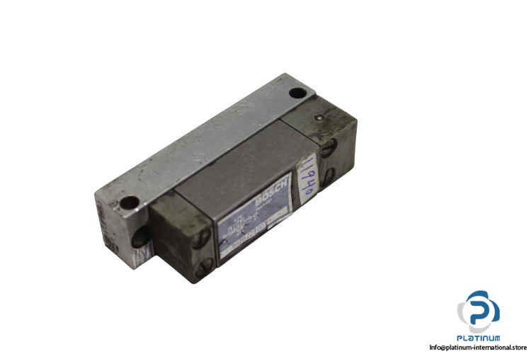 bosch-0820223003-pneumatic-valve-(Used)
