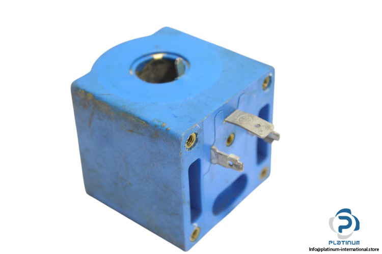 danfoss-018Z6177-3-pins-connection-electrical-coil-(used)