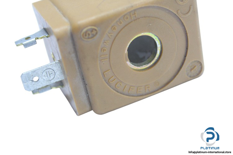 lucifer-481865C2-F-solenoid-coil-(used)-1
