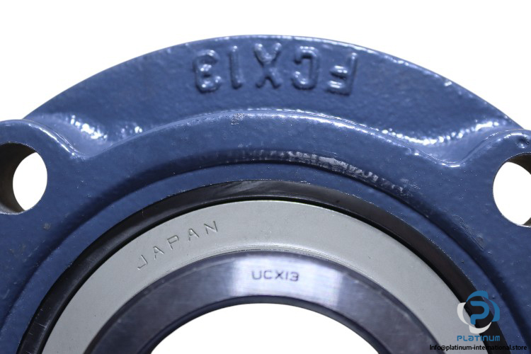 koyo-UCFCX13-round-flange-ball-bearing-unit-new-carton-1