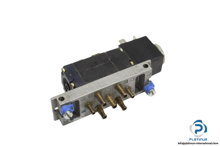 festo-6068-single-solenoid-valve-(Used)