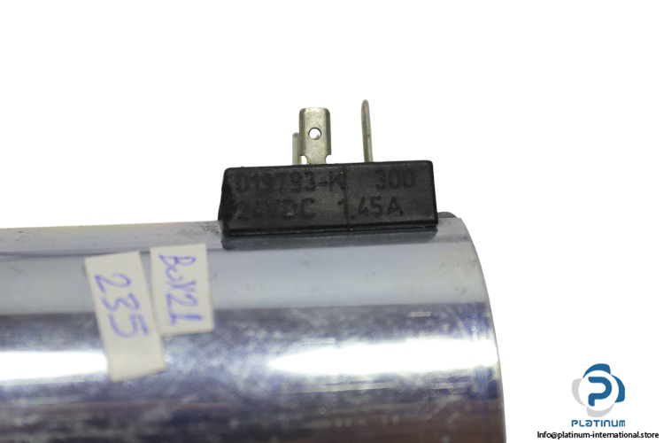 019793-K-300-solenoid-coil-(used)-1