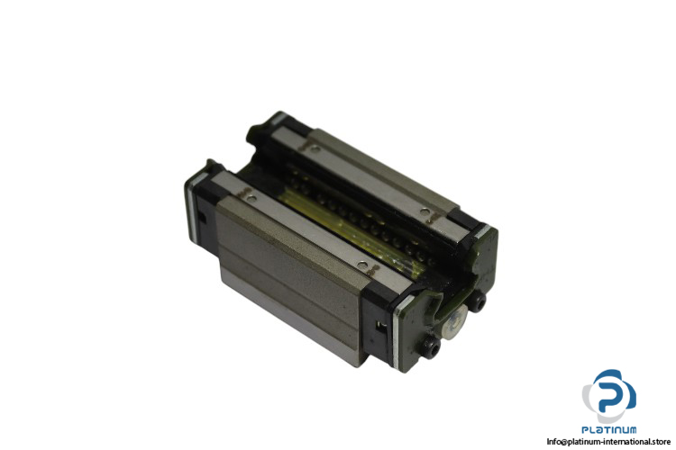 thk-HSR15RDD-linear-bearing-block-new-carton