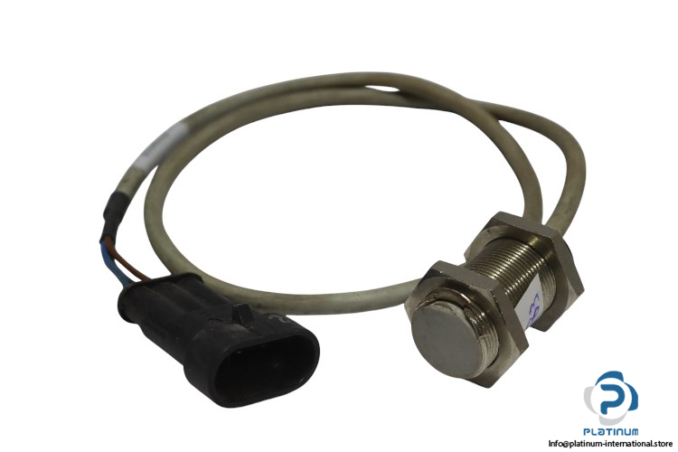 micro-detectors-AK6-AP-3A0L-inductive-proximity-switch(used)