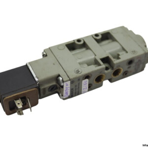 Bosch 0 820 022 125 Single Solenoid Valve