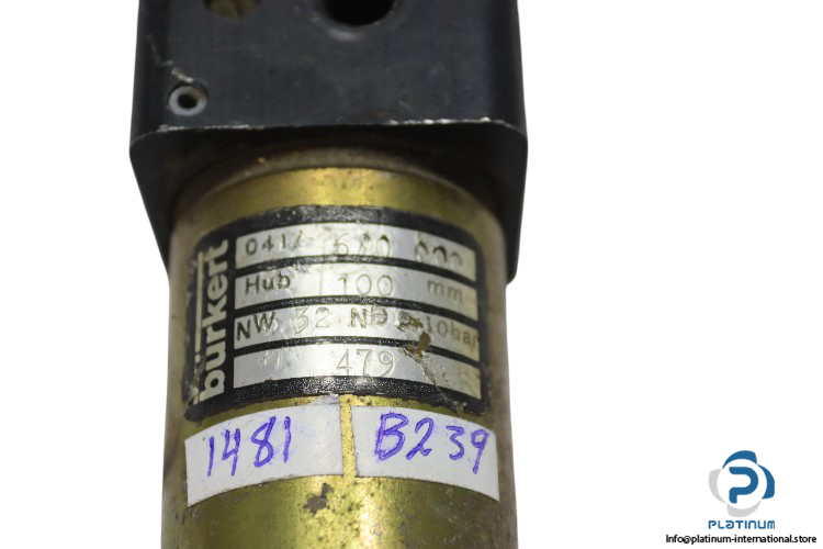 burkert-041_6_0-000-iso-cylinder-(Used)-1