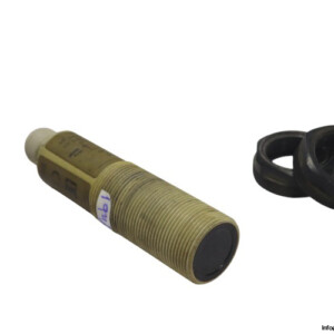 Omron E3F2-DS30B4-P1 Photoelectric Sensor