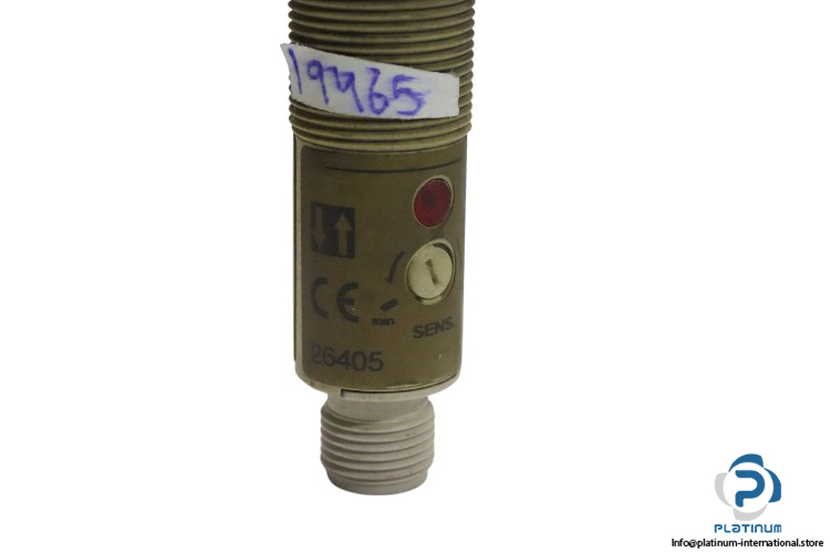 omron-E3F2-DS30B4-P1-photoelectric-sensor(used)-1