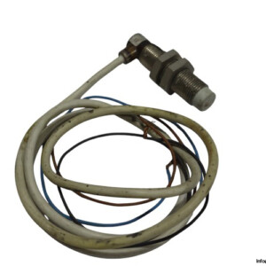 Diell AM1/AP-2C Cylindrical Inductive Sensor