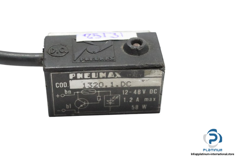 pneumax-1320.1.DC-magnetic-sensor(used)-1