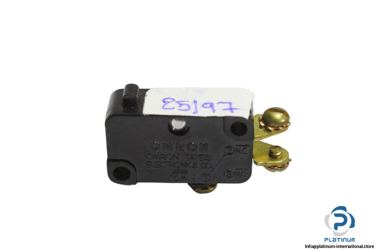 omron-V151B-micro-switch(used)-1