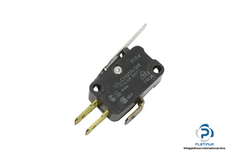 omron-V3L-C9101M-D18-micro-switch(used)-1