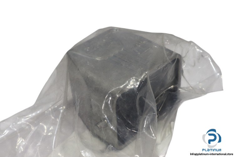 phoenix-contact-HC-STA-B06-HLFS-1TTM20-EL-AL-sleeve-housing-(new)