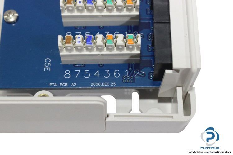 E188100-patch-panel-(new)-3