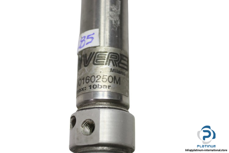 univer-M1500160250M-pneumatic-cylinder-(used)-2