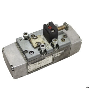 Bosch 0 820 026 501 Solenoid Valve