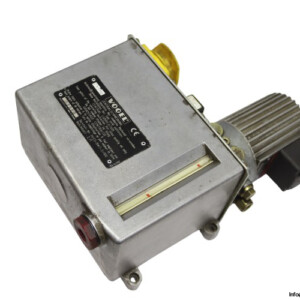 Vogel MFE5-BW3-2+100 Lubricator Gear Pump Unit