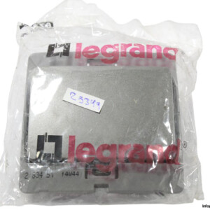 Legrand 2 834 51 Single Pole Illuminated Switch