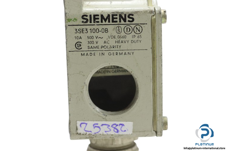 siemens-3se3100-0b-position-switch(used)-1