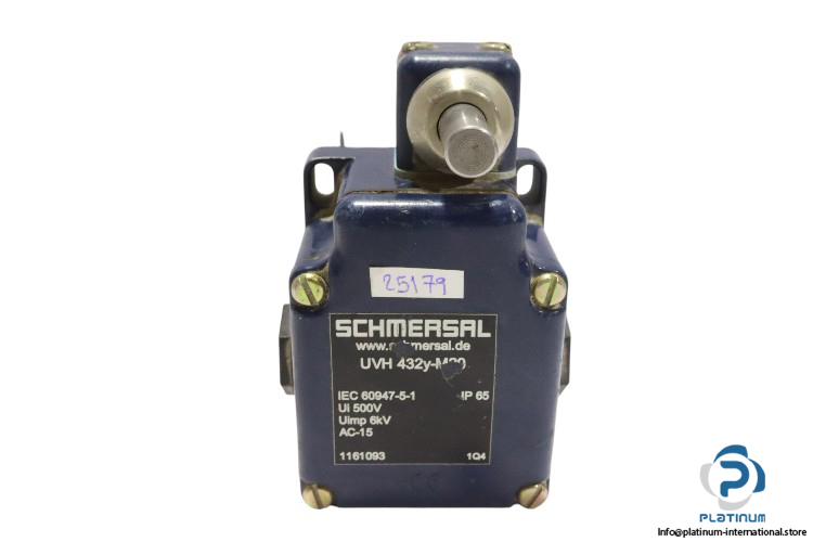 schmersal-UVH-432Y-M20-limit-switch-(used)-1
