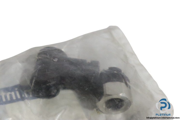 ifm-E11252-wirable-socket-(New)