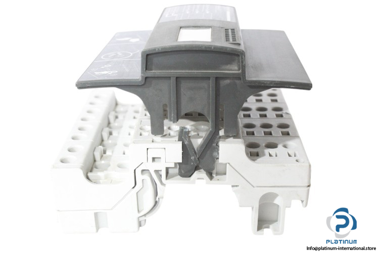 schneider-04045-distribution-block-(new)-1
