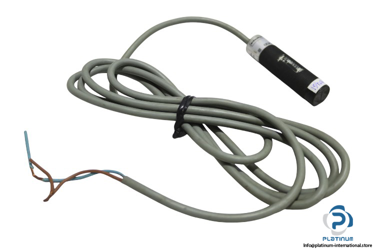 telemecanique-XUB-H0430-photoelectric-sensor(used)