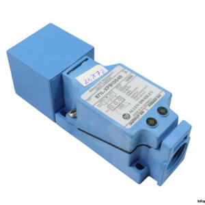 Allen-Bradley 871L-XPB15S40 A Inductive Proximity Limit Switch