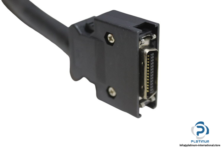 LEC-CSNA-1-connector-with-cable-(new)-1