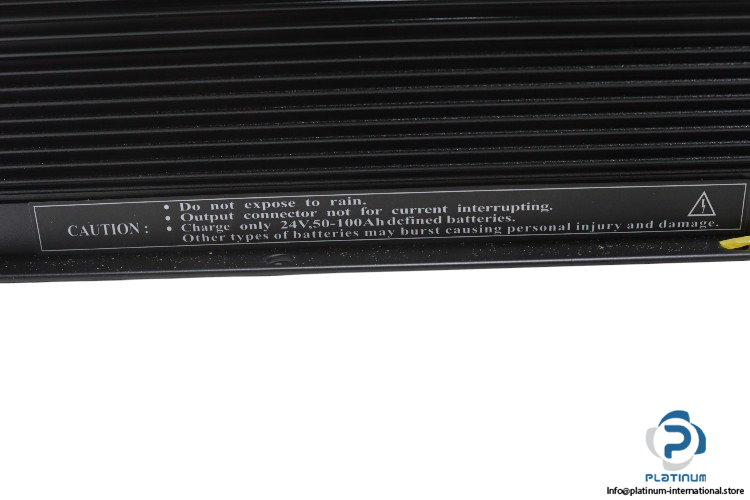 noblelift-QQE192-8CH17-26A-portable-battery-charger-(new)-4